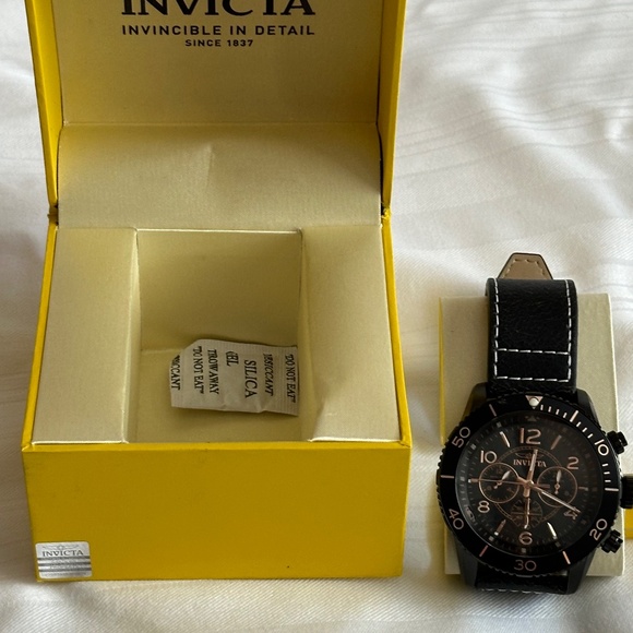 WATCH - Picture 3 of 15